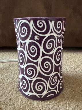 SCENTSY Full Size Wax Warmer Whirlygig PURPLE Retired